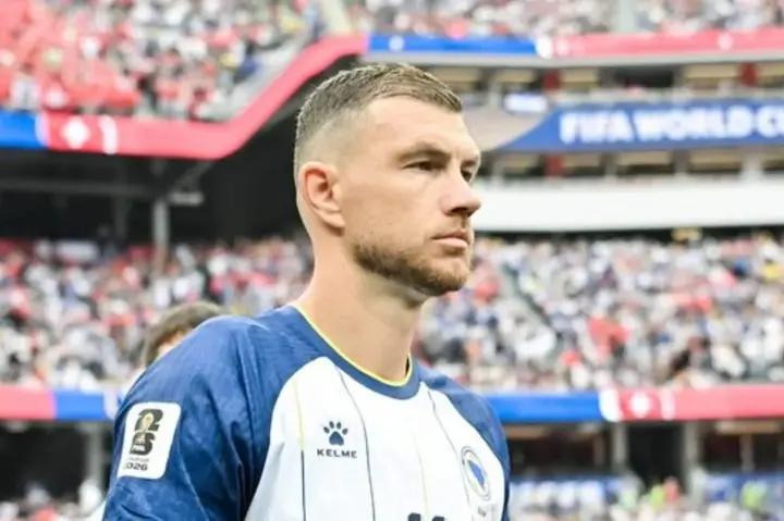 Edin Dzeko Putuskan Pensiun dari Timnas Bosnia-Herzegovina pada Oktober 2026