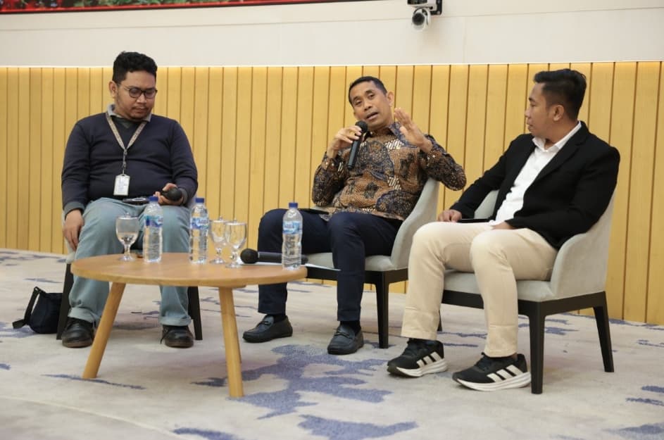 Kamrussamad Mendorong Gubernur BI Baru Pastikan Kebijakan Moneter Mengalir ke Sektor Riil