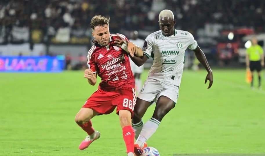 PSS Sleman Takluk 1-2 dari Bali United, Pieter Huistra Soroti Penalti dan Kesalahan Pemain