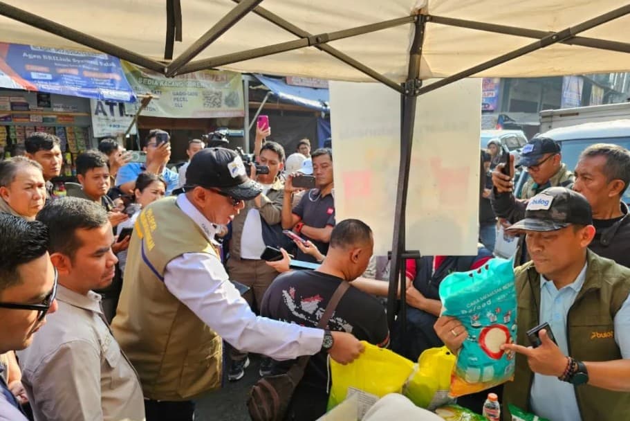 Bulog Turun ke Pasar Jakarta, Pastikan Pasokan Beras Aman dan Harga Tetap Terkendali