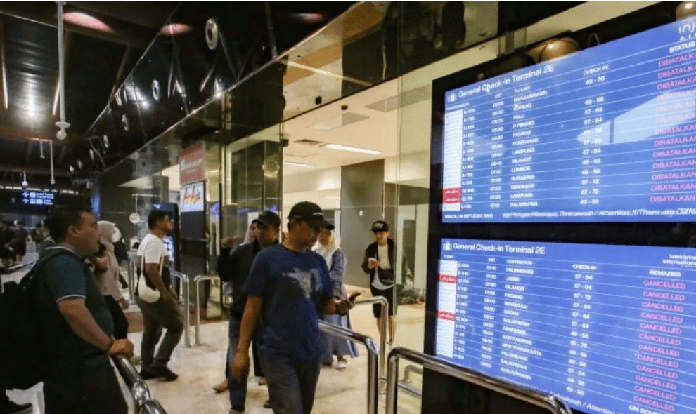 Abu Anak Krakatau Paksa Bandara Soetta Tutup Lebih Lama, 209 Penerbangan dan 22.798 Penumpang Terdampak