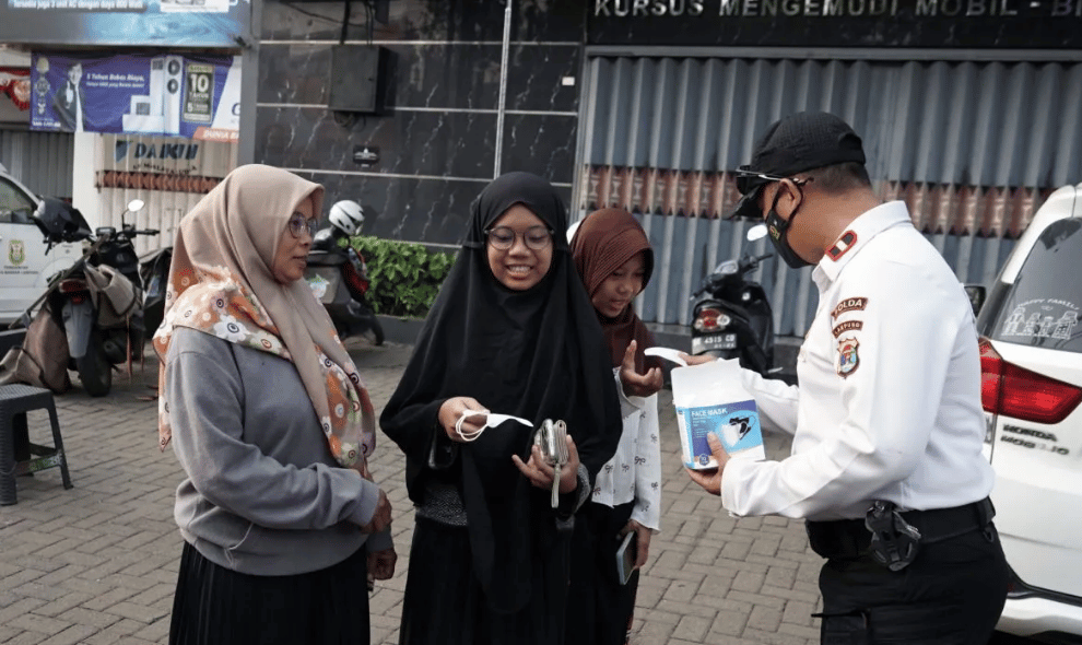 Abu Vulkanik Anak Krakatau Mengancam Paru-Paru, Dokter Ingatkan Risiko Bronkitis hingga Asfiksia