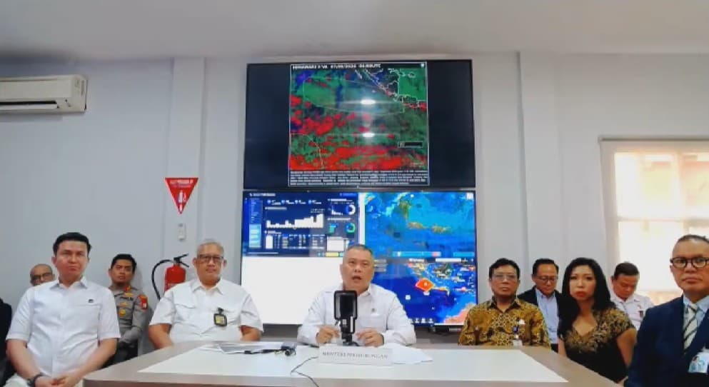 Pemerintah Siapkan 10 Bandara Beroperasi 24 Jam untuk Pulihkan Penerbangan Terdampak Erupsi Anak Krakatau