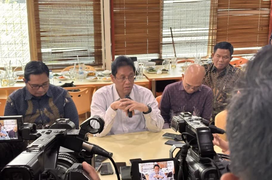 Utang Whoosh Direstrukturisasi hingga 80 Tahun, Purbaya Siapkan Cicilan Rp1 Triliun dan Perpanjangan Jalur ke Jawa Timur