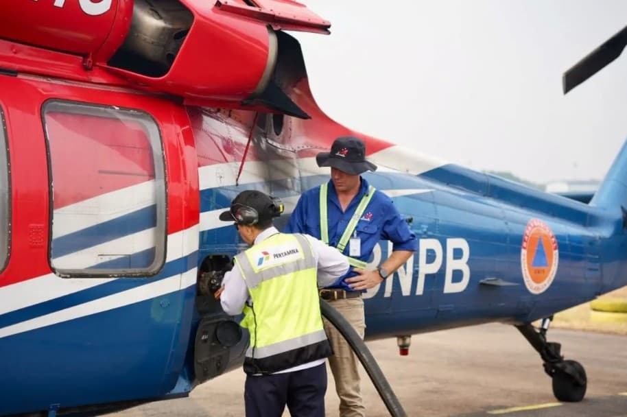 Pertamina Patra Niaga Siagakan Avtur untuk Dukung Helikopter Pemadam Karhutla di Sumsel