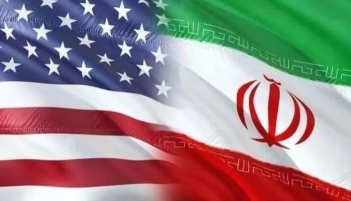 AS Menghancurkan Lima Kapal Tanker Iran setelah Kapal Perangnya Jadi Sasaran Rudal Balistik