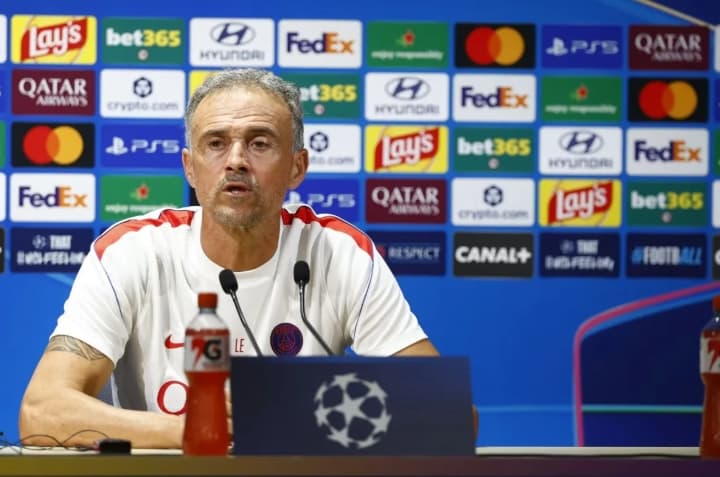 Luis Enrique Waspadai Slovan Bratislava Racikan Yaya Toure Jelang Duel Liga Champions