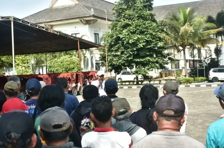 Pemkab Sumedang Latih 220 Tukang Becak Gunakan Becak Listrik Bantuan Presiden Prabowo