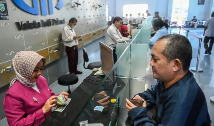 Rupiah Menguat ke Rp17.577 per Dolar AS, Sentimen Domestik Menopang Pergerakan Kurs