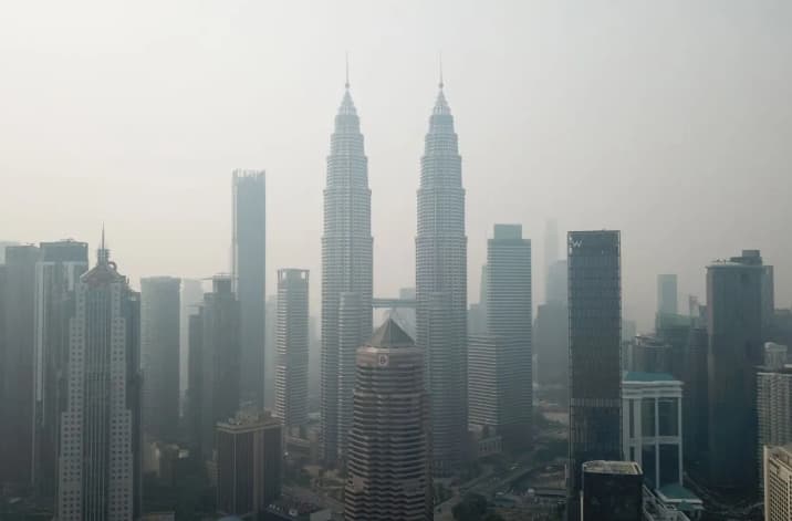 Anwar Ibrahim Mendesak ASEAN Perkuat Mekanisme Penanganan Kabut Asap Lintas Batas
