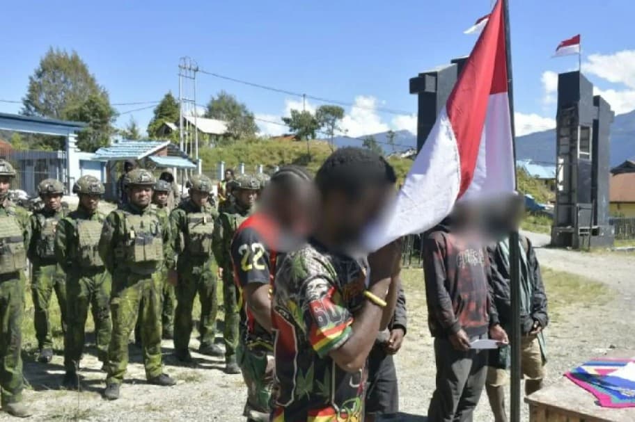 Enam Anggota dan Simpatisan KKB di Intan Jaya-Puncak Menyatakan Kembali ke NKRI