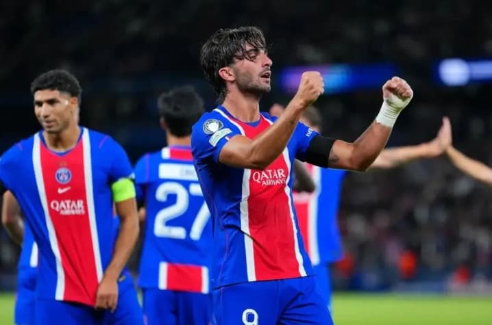Ferran Torres Cetak Hattrick, PSG Pesta Enam Gol dan Hancurkan Slovan Bratislava