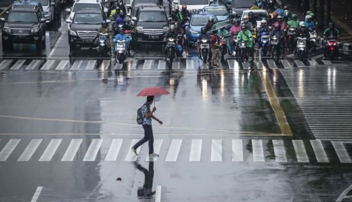 BMKG Prakirakan Hujan Guyur Sejumlah Kota Besar Indonesia, Tanjung Selor Berpotensi Hujan Petir