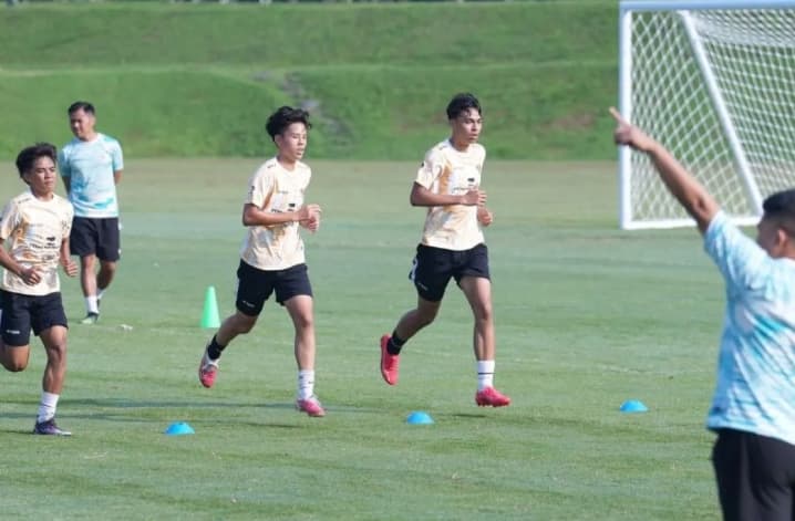Ajax Amsterdam Akan Pantau Talenta Muda Indonesia melalui Kerja Sama dengan PSSI
