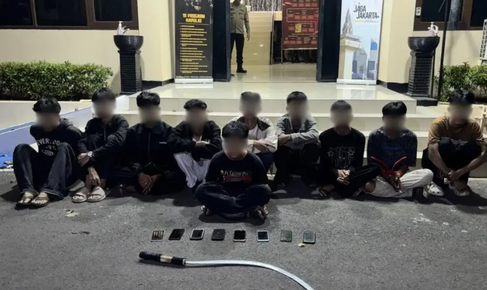 Polisi Amankan 18 Pemuda Diduga Hendak Tawuran di Jakarta Timur, Celurit hingga Molotov Disita