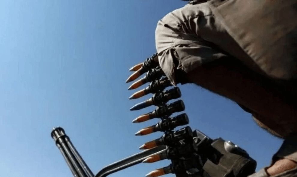 Houthi Klaim Serang Pangkalan Militer Arab Saudi dengan Rentetan Rudal Balistik dan Drone