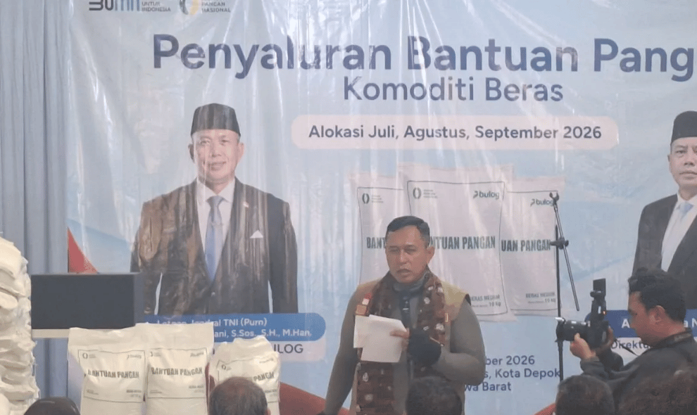 Bulog Percepat Penyaluran Bantuan Beras untuk 102.140 Penerima di Depok