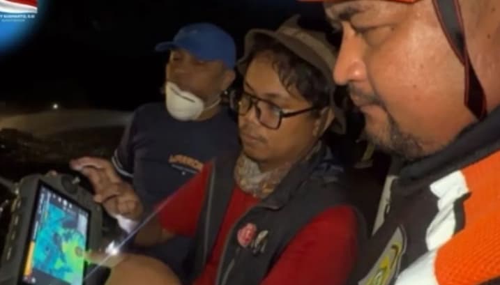 Pemkab Bogor Kerahkan Drone Thermal Deteksi Bara Tersembunyi dalam Kebakaran TPAS Galuga