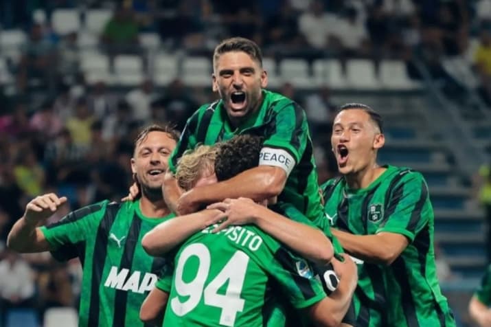 Jay Idzes Bermain Penuh, Sassuolo Taklukkan Juventus 3-2 lewat Gol Dramatis Menit Ke-94