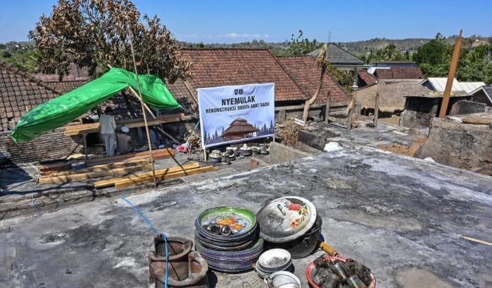BPBD Perpanjang Tanggap Darurat Kebakaran Kampung Adat Sade hingga 19 September, Rekonstruksi Mulai Berjalan