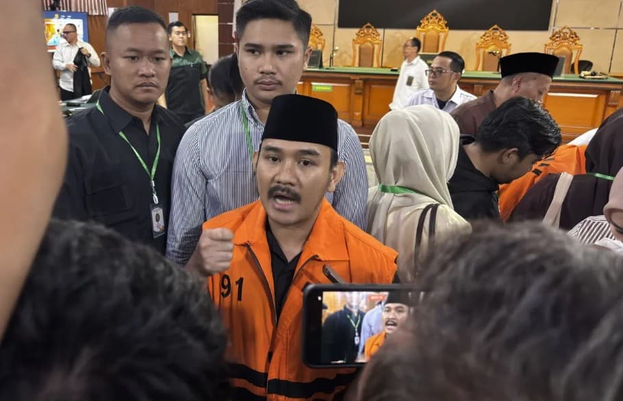 Bupati Bekasi Nonaktif Ade Kuswara Kunang Divonis Enam Tahun Penjara dalam Kasus Suap Proyek