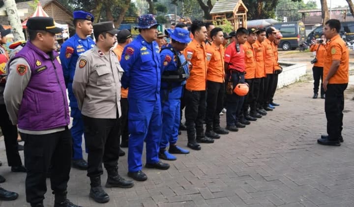 Basarnas Optimalkan Hari Kedelapan Pencarian Lima Jurnalis dan Tiga Kru Kapal di Selat Sunda