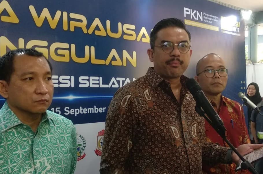 KUR Sulawesi Selatan Tembus Rp12,5 Triliun, Menteri UMKM Apresiasi Porsi Sektor Produksi Capai 73 Persen