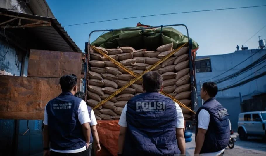 Polda Metro Jaya Ungkap Dugaan Impor Ilegal 49,85 Ton Kacang Tanah, Ribuan Karung Siap Diperdagangkan