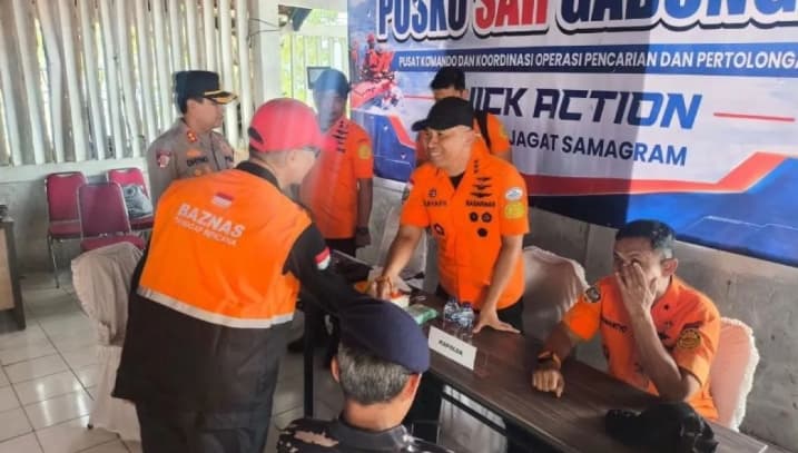 Baznas Menyalurkan Bantuan kepada Lima Keluarga Jurnalis yang Hilang Kontak di Selat Sunda