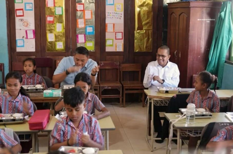 Kepala BGN Minta Sekolah di NTT Periksa Keamanan Makanan MBG Sebelum Dibagikan kepada Siswa