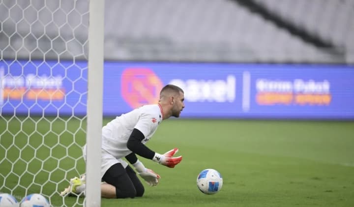 Maarten Paes dan Nathan Tjoe-A-On Tampil saat Ajax Hantam Willem II dengan Skor 5-1