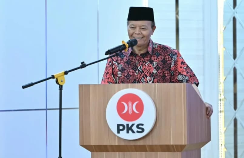 Hidayat Nur Wahid Ajak Generasi Muda Sumbar Siapkan Diri Hadapi Indonesia Emas 2045