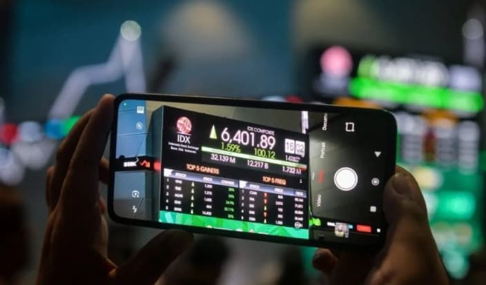 IHSG Menguat ke 6.455 setelah Kenaikan Suku Bunga The Fed Dinilai Sudah Priced In
