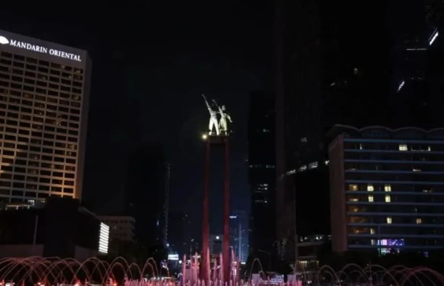 Pemprov DKI Padamkan Lampu Monas hingga Bundaran HI Selama Satu Jam untuk Peringati Hari Ozon Sedunia