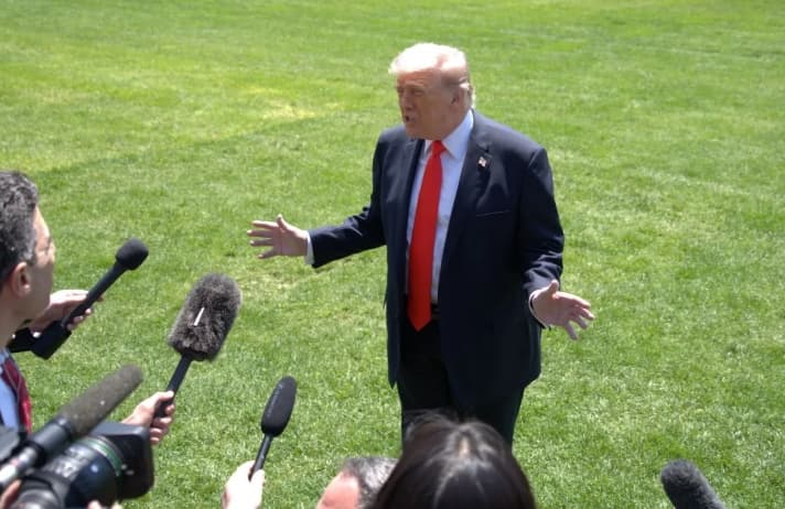 Trump Sebut CNN, MS NOW, dan Politico Dilarang Masuk Gedung Putih Mulai Segera