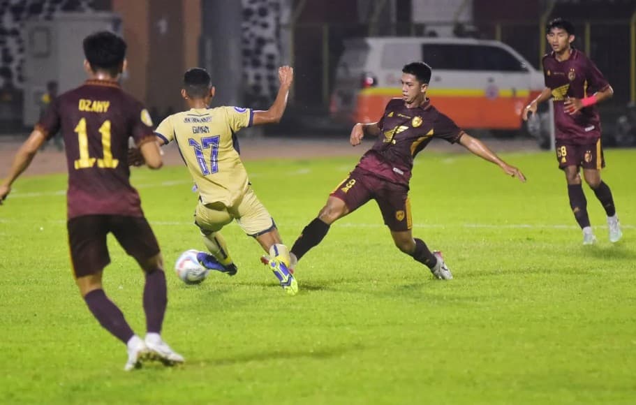 PSM Makassar Dua Kali Bangkit dan Tahan Persita Tangerang 2-2 di Parepare