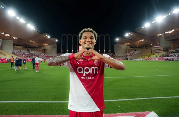 AS Monaco Menaklukkan Lens 2-1 dan Melompat ke Puncak Klasemen Liga Prancis