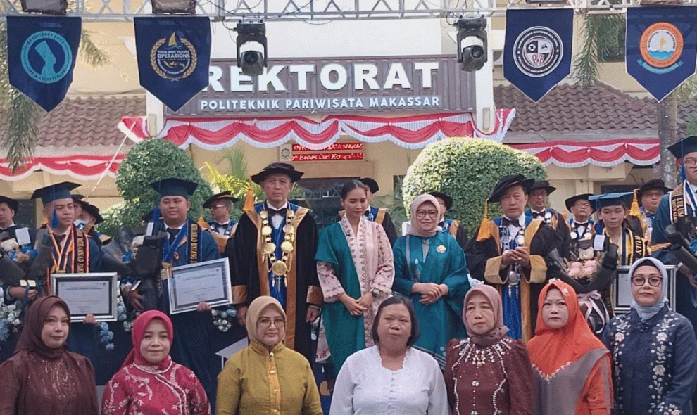 Kemenpar Siapkan Strategi Tekan Harga Tiket Pesawat demi Jaga Pertumbuhan Pariwisata