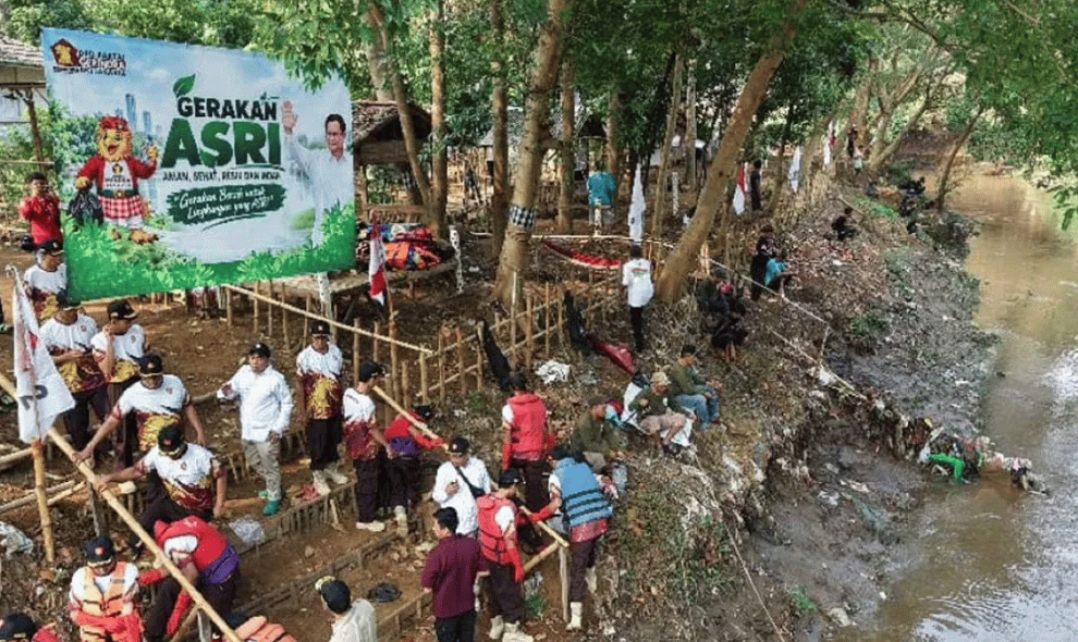 Gerindra DKI Gerakkan Kader Bersihkan Ciliwung dan Tanam Pohon melalui Gerakan Indonesia ASRI