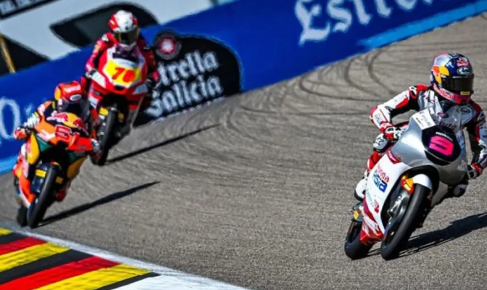 Veda Ega Pratama Melaju Enam Posisi dan Finis Ke-13 di Moto3 GP Austria 2026