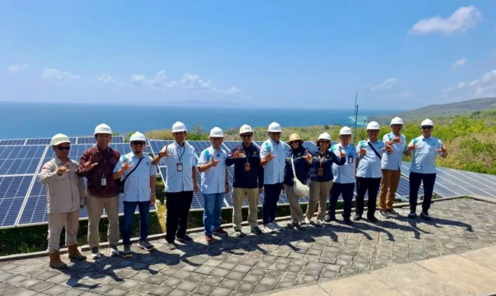 PLN Terapkan Smart Microgrid di Nusa Penida, Energi Surya dan Baterai Terintegrasi Jaga Pasokan Listrik