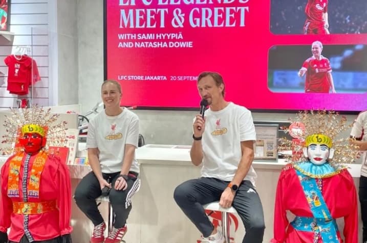 Sami Hyypia dan Natasha Dowie Sapa Penggemar Liverpool yang Memadati Acara di Jakarta