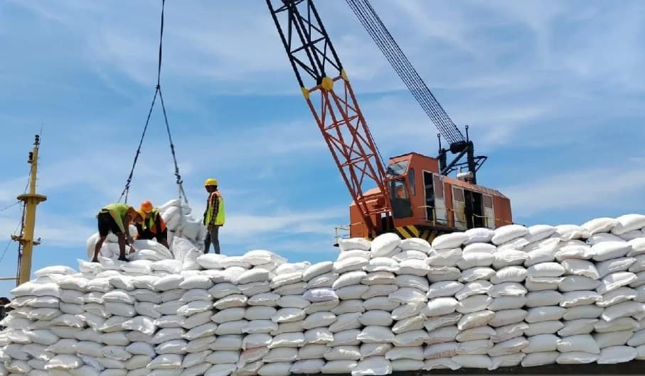 Bulog Sumut Terima 4.434 Ton Beras dari Jawa Timur, Stok Diperkuat hingga Akhir 2026