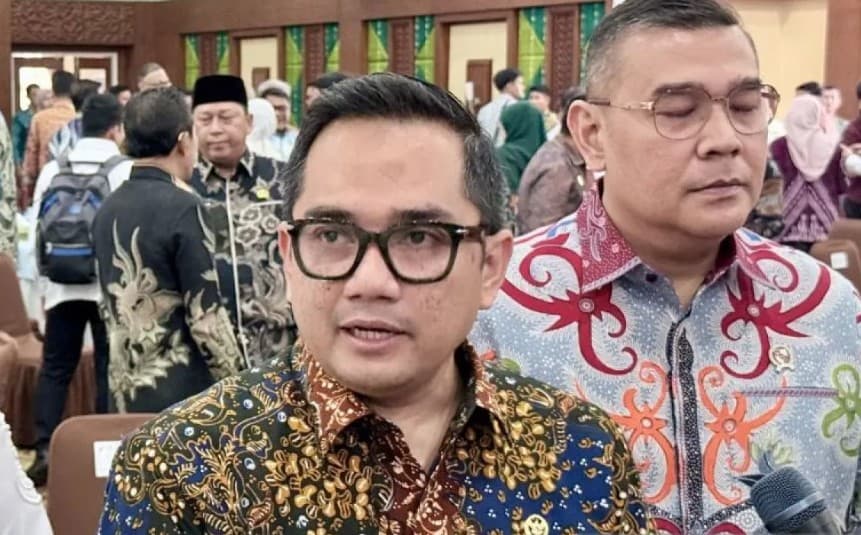Komisi II DPR dan Pemerintah Sepakati 15 RUU Kabupaten/Kota di Kalimantan Dibawa ke Rapat Paripurna