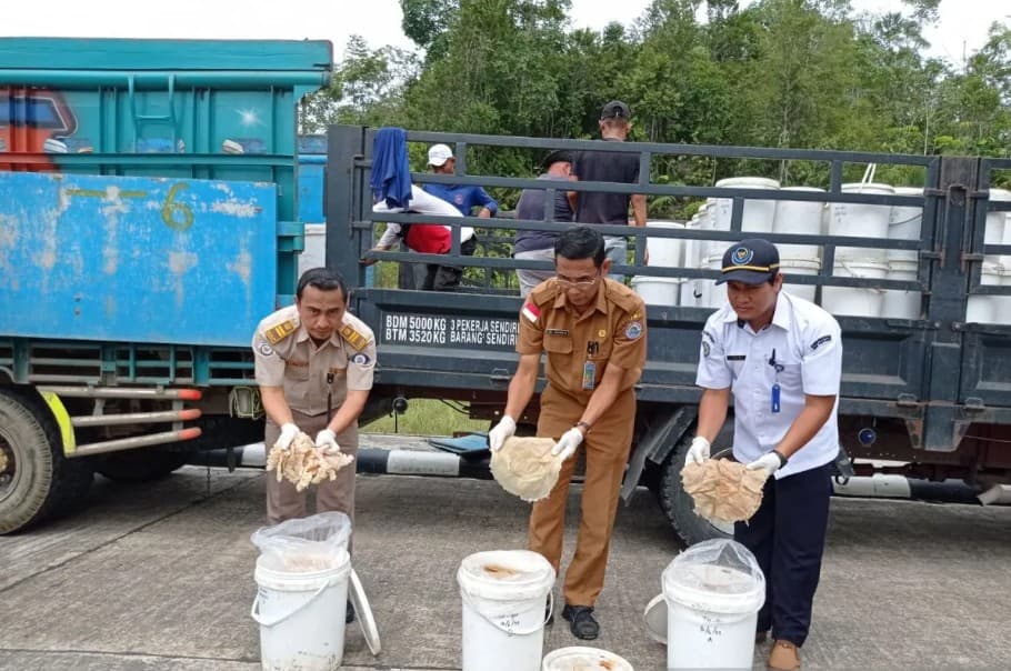 KKP Catat Ekspor Perikanan Entikong ke Malaysia Tembus 580 Ton Senilai Rp20 Miliar