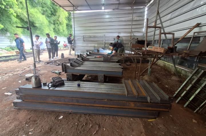 Pemkot Jakbar Pastikan Proyek Jembatan Tegal Alur Tetap Berjalan, Komponen Tengah Difabrikasi