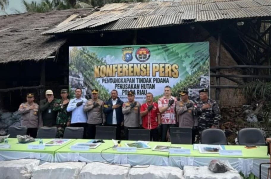 Polda Riau Bongkar Pengiriman 140 Ton Arang Bakau ke Malaysia, Dua Orang Jadi Tersangka