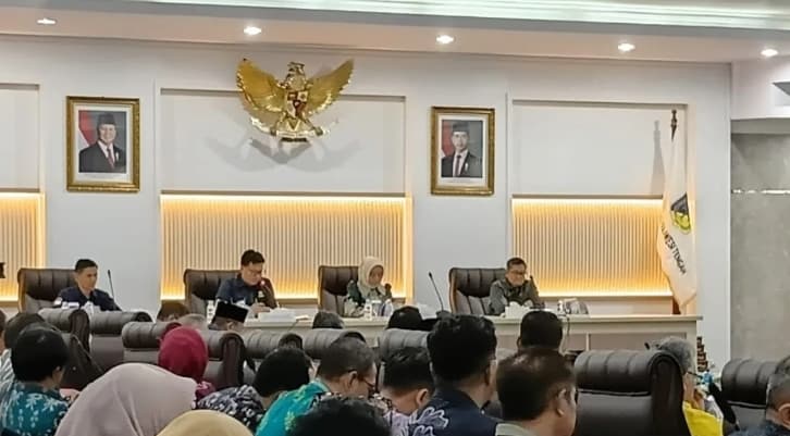 Kementerian ESDM Targetkan Seluruh Rumah Tangga Indonesia Teraliri Listrik pada 2029
