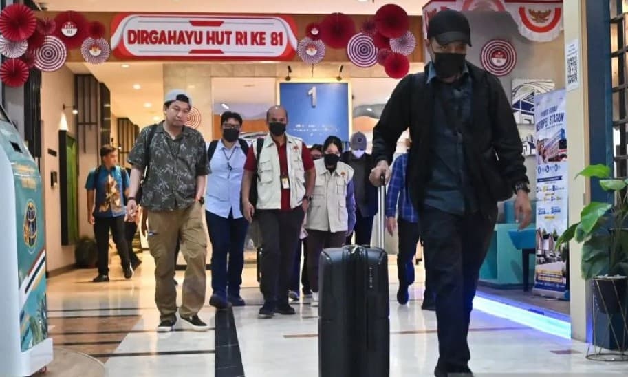 KPK Sita Uang Ratusan Juta Rupiah saat Geledah Kanwil BPN Jawa Timur
