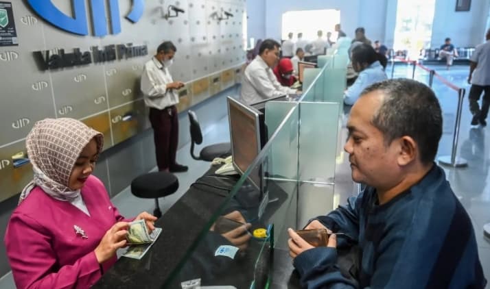 Rupiah Melemah ke Rp17.933 per Dolar AS saat Ekspektasi Pengetatan Kebijakan The Fed Meningkat
